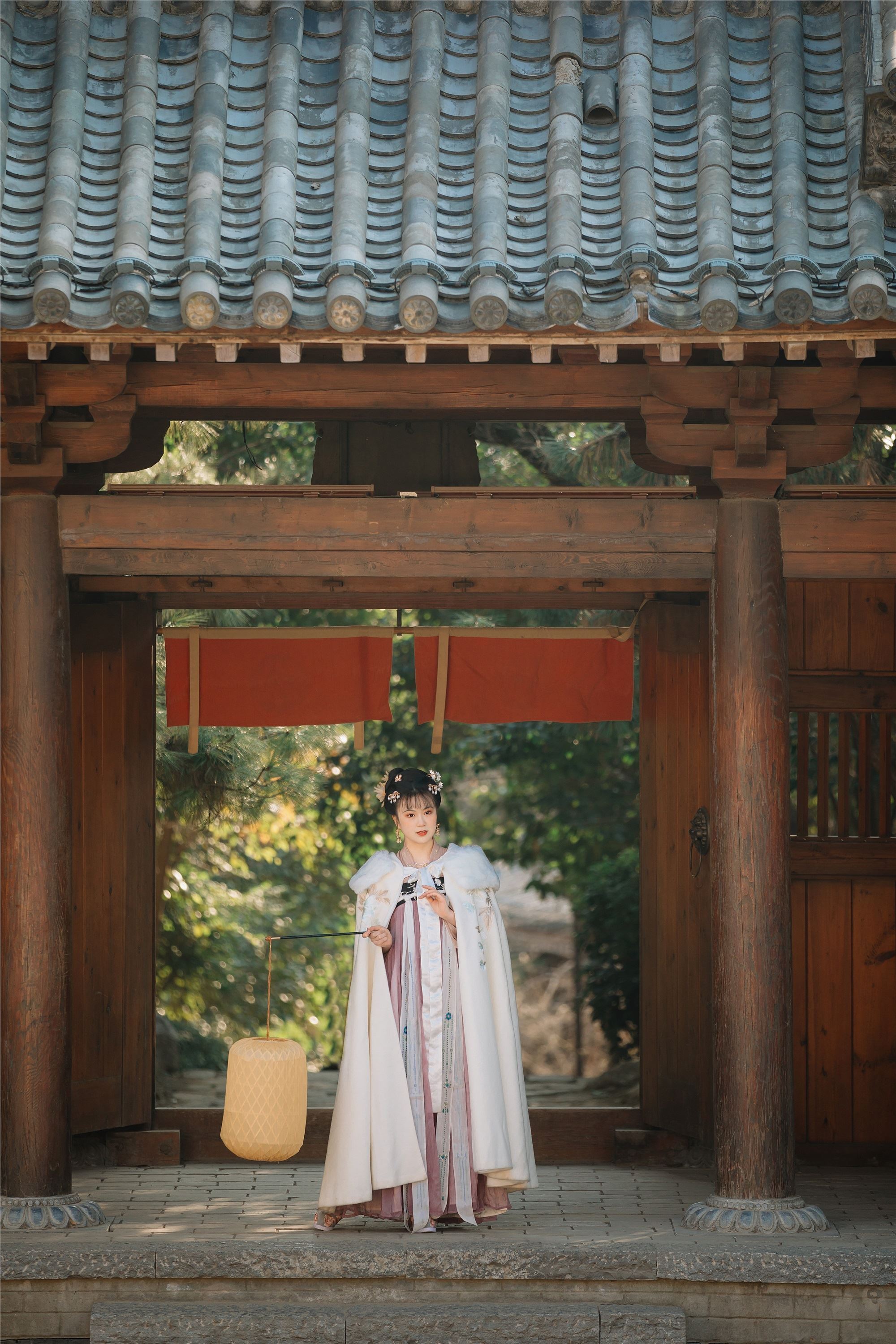 YITUYU艺图语 2021.08.20 锦瑟 碧山